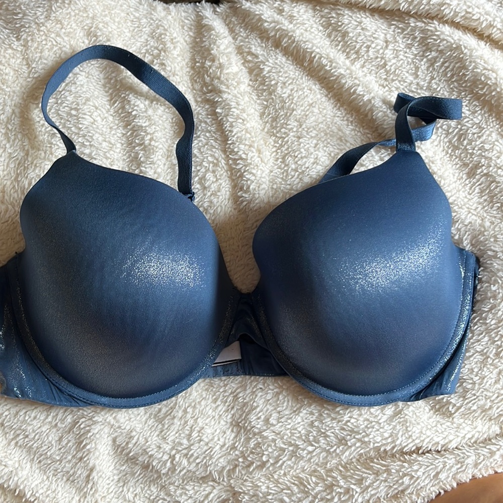 Victoria’s Secret Uplift Semi Demi Bra